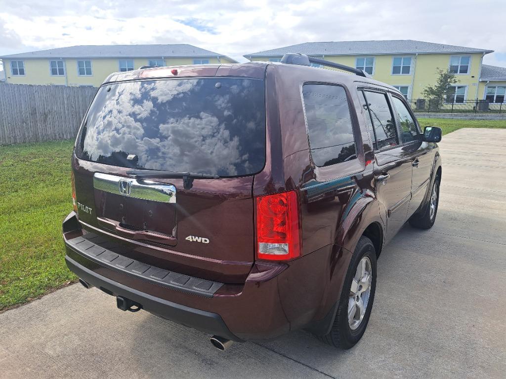 2011 Honda Pilot EX-L photo 2