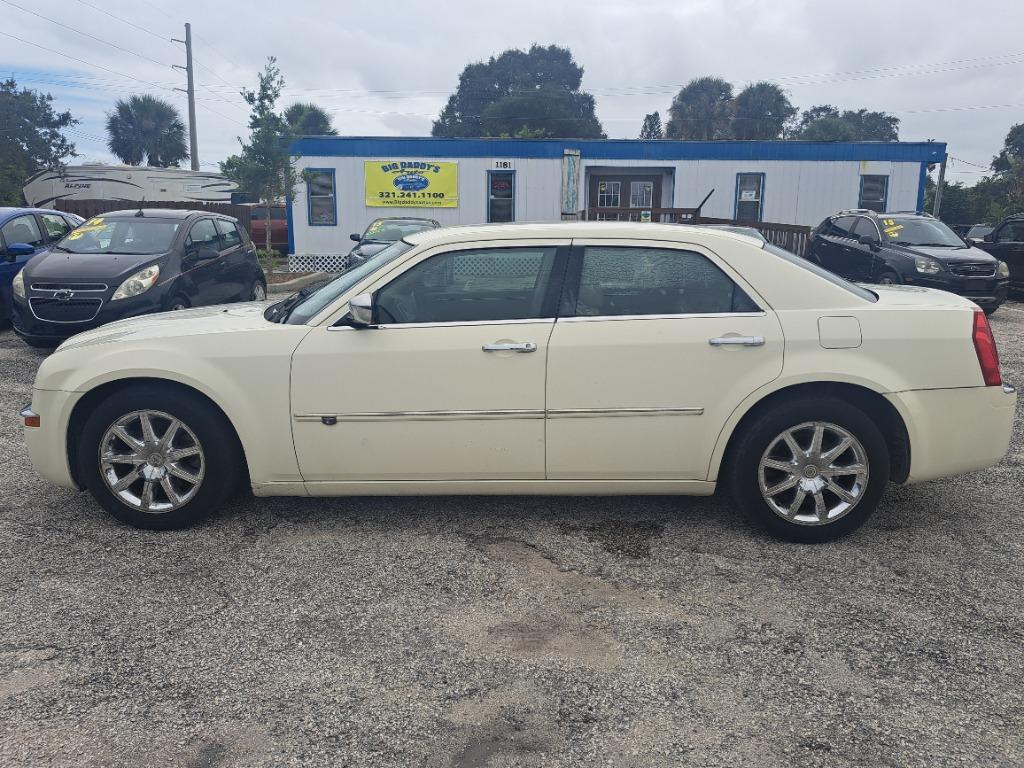 2008 Chrysler 300