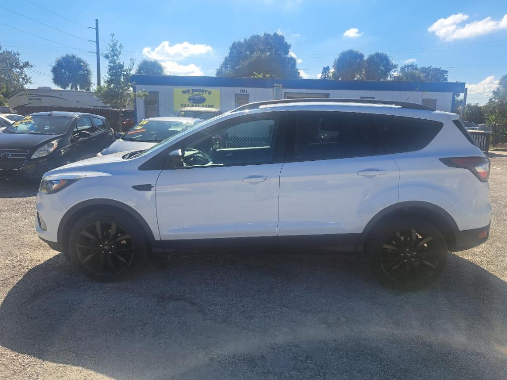 2018 Ford Escape SE's photo