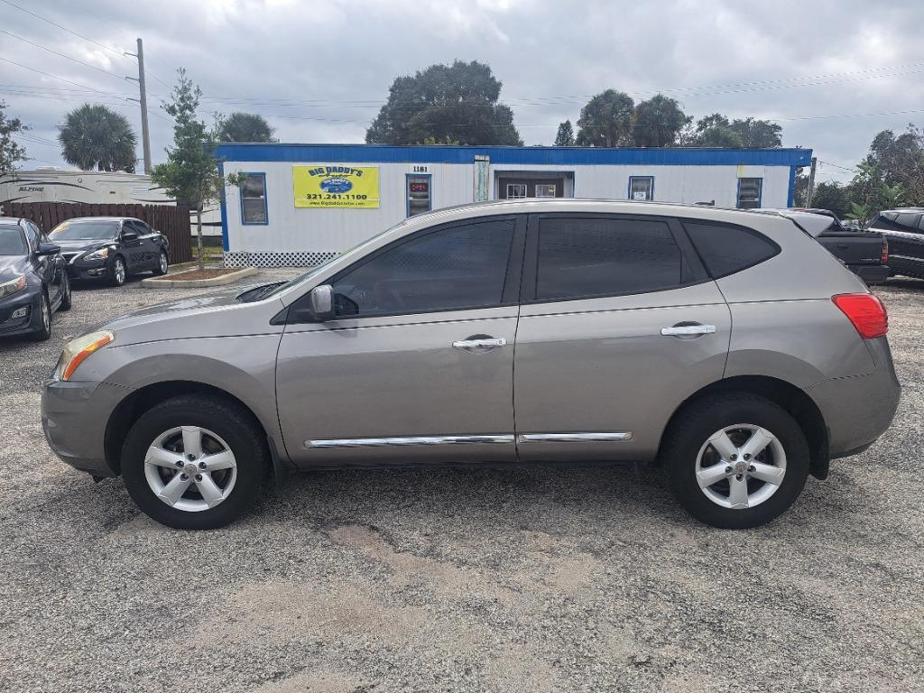 2013 Nissan Rogue S's photo
