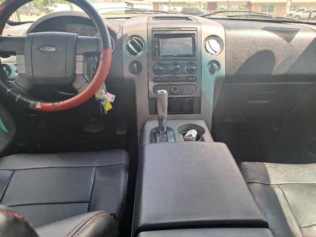 2004 Ford F-150 FX4 photo 5